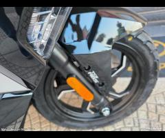 Cyclone RT1 125 ABS TCS E5+ Nero - 2026 - - 24