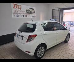 Toyota Yaris 1.0 benzina unico prop 2013 - 6