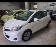 Toyota Yaris 1.0 benzina unico prop 2013 - 9