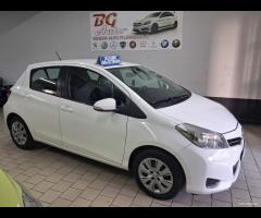 Toyota Yaris 1.0 benzina unico prop 2013 - 11