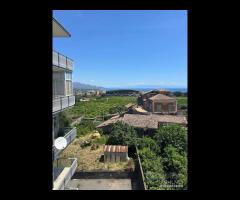 Appartamento ascensorato con garage a Giarre