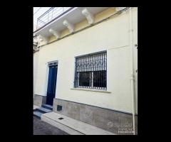 Casa singola con cortile a Torre Archirafi-Riposto