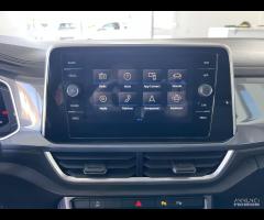 VOLKSWAGEN T- ROC STYLE - 2022 - 20