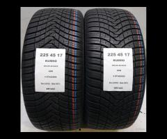 2 GOMME 225 45 17 KUMHO BR1402