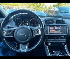 Jaguar XE 2.0 D 180 CV Portfolio - 19