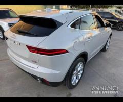 Jaguar E-Pace 2.0D 180 CV AWD aut. R-Dynamic S - 7