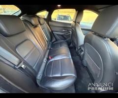 Jaguar E-Pace 2.0D 180 CV AWD aut. R-Dynamic S - 22