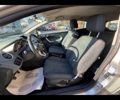 Ford Fiesta 1.4 TDCi 70CV 3 porte - Neopatentati - 13
