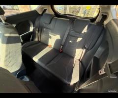 Ford Fiesta 1.4 TDCi 70CV 3 porte - Neopatentati - 14