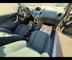 Ford Fiesta 1.4 TDCi 70CV 3 porte - Neopatentati - 20