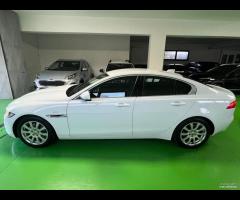 Jaguar XE 2.0 D 180 CV Portfolio - 16
