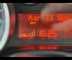 Fiat Punto Evo 1.4 EasyPower GPL Lounge - 11