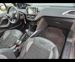 Peugeot 2008 PureTech 82 Allure - 24