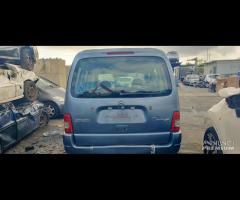 Ricambi Citroen Berlingò 1.6 D del 2006 motore 9HX