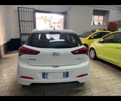 Hyundai i20 1.1 CRDi 5 porte Style optional - 5