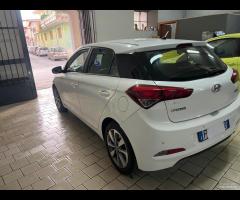 Hyundai i20 1.1 CRDi 5 porte Style optional - 7