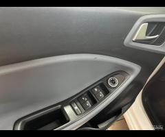 Hyundai i20 1.1 CRDi 5 porte Style optional - 11