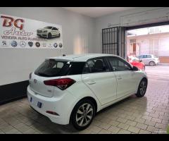 Hyundai i20 1.1 CRDi 5 porte Style optional - 21