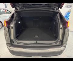 Peugeot 3008 BlueHDi 130 S&S GT Line - 28