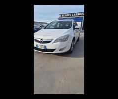 Opel Astra 1.7 CDTI 110CV Sports Tourer Cosmo