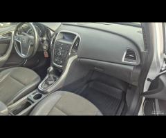 Opel Astra 1.7 CDTI 110CV Sports Tourer Cosmo - 9