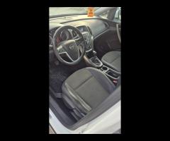 Opel Astra 1.7 CDTI 110CV Sports Tourer Cosmo - 10
