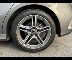 MERCEDES A 180 d PREMIUM PACK AMG Automatica - 8