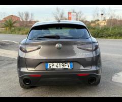 Alfa Romeo Stelvio 2.2 Turbodiesel 160cv AT8 Sprin - 16
