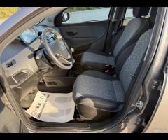 Lancia Ypsilon 1.0 FireFly 5 porte Hybrid Silver P