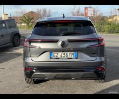 Renault Austral Full Hybrid E-Tech 200 CV Techno - 15