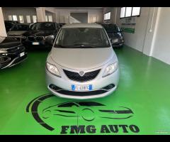Lancia Ypsilon 1.2 69 CV 5 porte Silver - 11