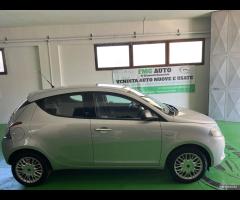Lancia Ypsilon 1.2 69 CV 5 porte Silver - 13