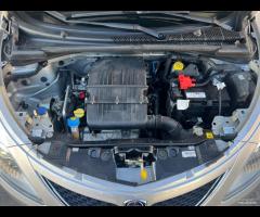 Lancia Ypsilon 1.2 69 CV 5 porte Silver - 18