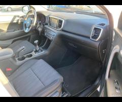 KIA - Sportage - 1.6 ECOGPL 2WD Business Class - F - 16