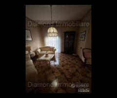 Appartamento ascensorato ad Aci Catena