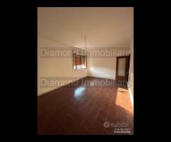 Appartamento con garage e posto auto a Giarre - 6