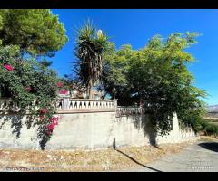 Rif.VL47|Villa Caltanissetta