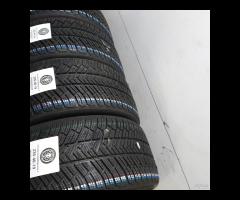 4 GOMME 235 40 19 MICHELIN A64550