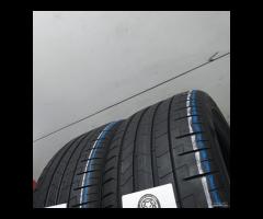 2 GOMME 255 40 18 PIRELLI A64537