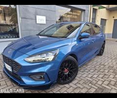 Ford Focus 1.0 Ecoboost ST-Line s