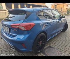 Ford Focus 1.0 Ecoboost ST-Line s