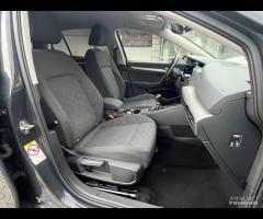 Volkswagen Golf 2.0 tdi Style 115cv - 10