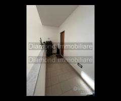 Appartamento ristrutturato con garage a Giarre - 11