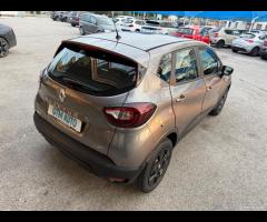Renault Captur 1.5 Diesel 90 CV - OK Neopatentati - 6