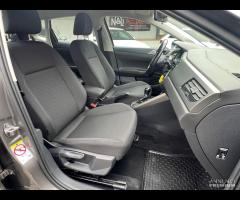 Polo 5p 1.0 tgi Comfortline 90cv - 11