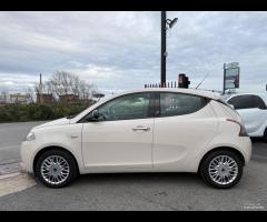 Lancia Ypsilon 1.2 69cv 5 porte Gold - 10