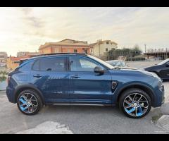 Lynk & Co 01 1.5 td phev PHEV HYBRID PLUG-IN - 12