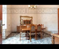 Casa singola con 2 terrazze e cortile a Riposto - 7