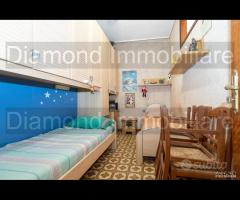 Casa singola con 2 terrazze e cortile a Riposto - 9