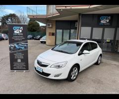 Opel Astra 1.4 100CV 5 porte Elective